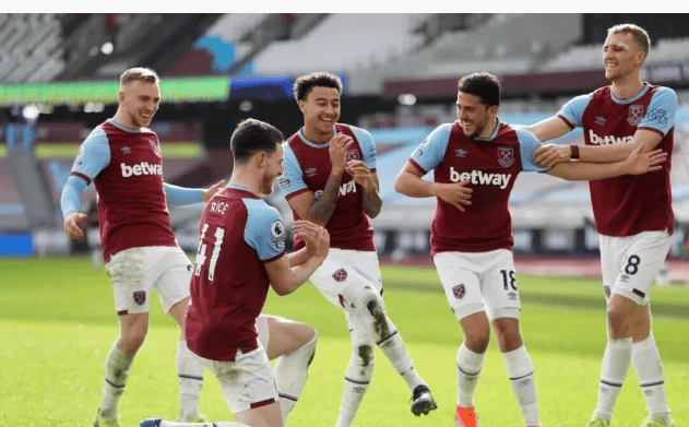 成都1-2不敌河南无缘夺冠，赛后官微大量球迷留言表示失望